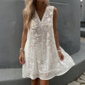 Women's Vintage Floral Art V-neck Sleeveless Flowy Midi Dress